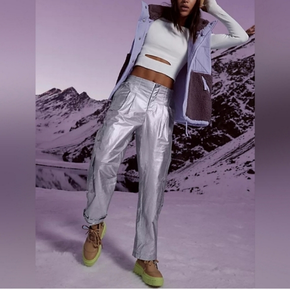 NWOT Free People Mesmerize Me Shine Pants in Silver $128  Small - Picture 7 of 13